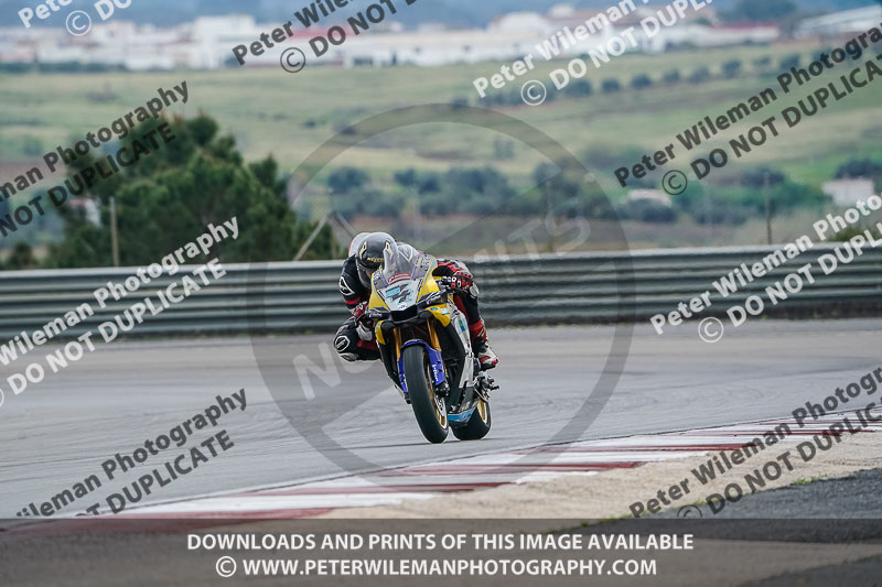cadwell no limits trackday;cadwell park;cadwell park photographs;cadwell trackday photographs;enduro digital images;event digital images;eventdigitalimages;monteblanco trackday photographs;no limits trackdays;peter wileman photography;racing digital images;trackday digital images;trackday photos